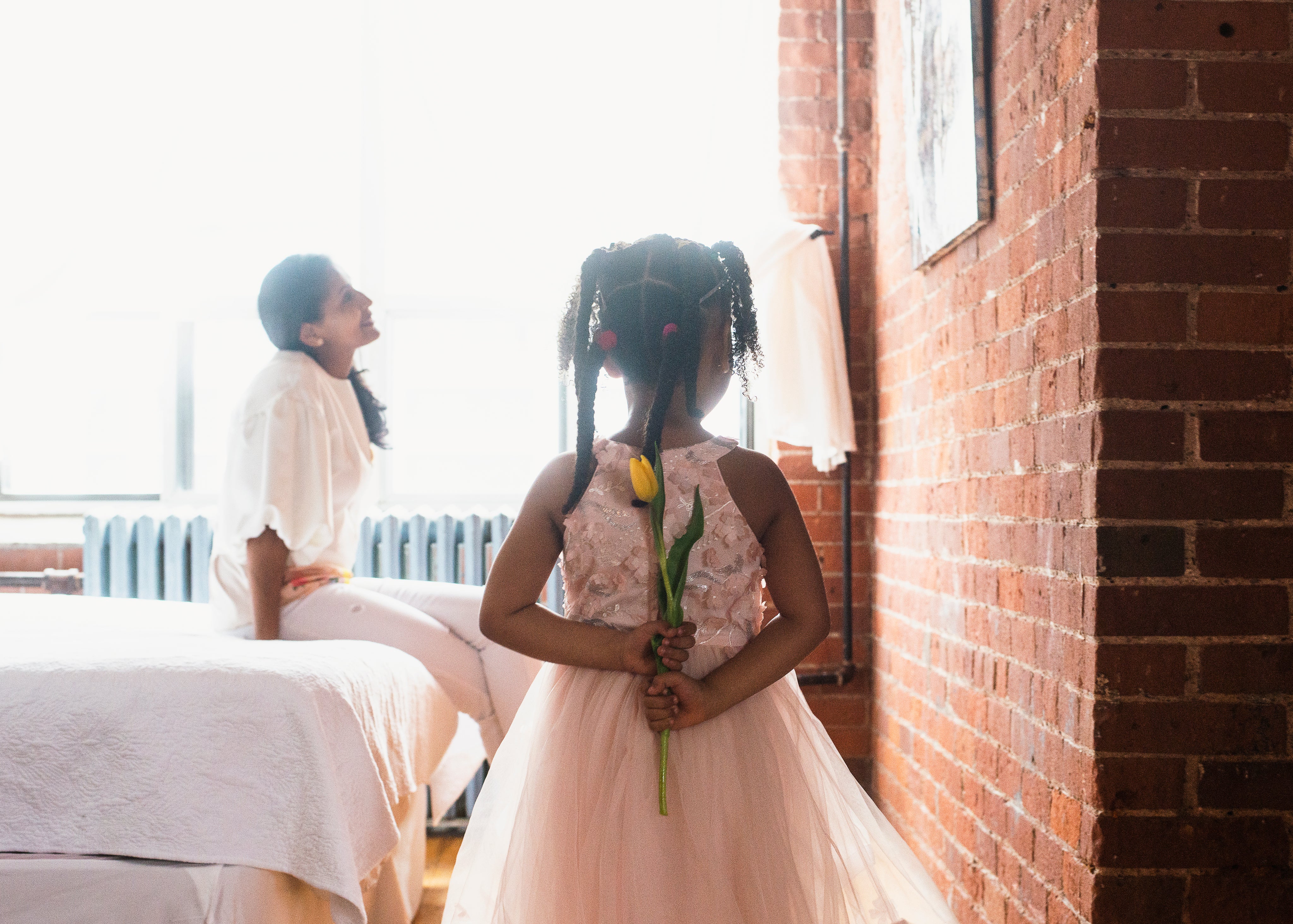 files/surprising-mom-with-flower.jpg